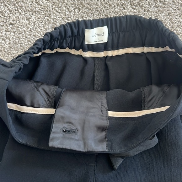 Aritzia Wilfred Trouser - Picture 3 of 4